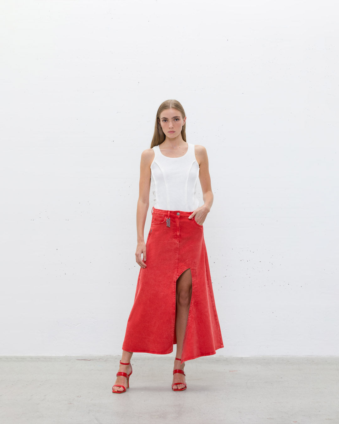 Longuette skirt in denim