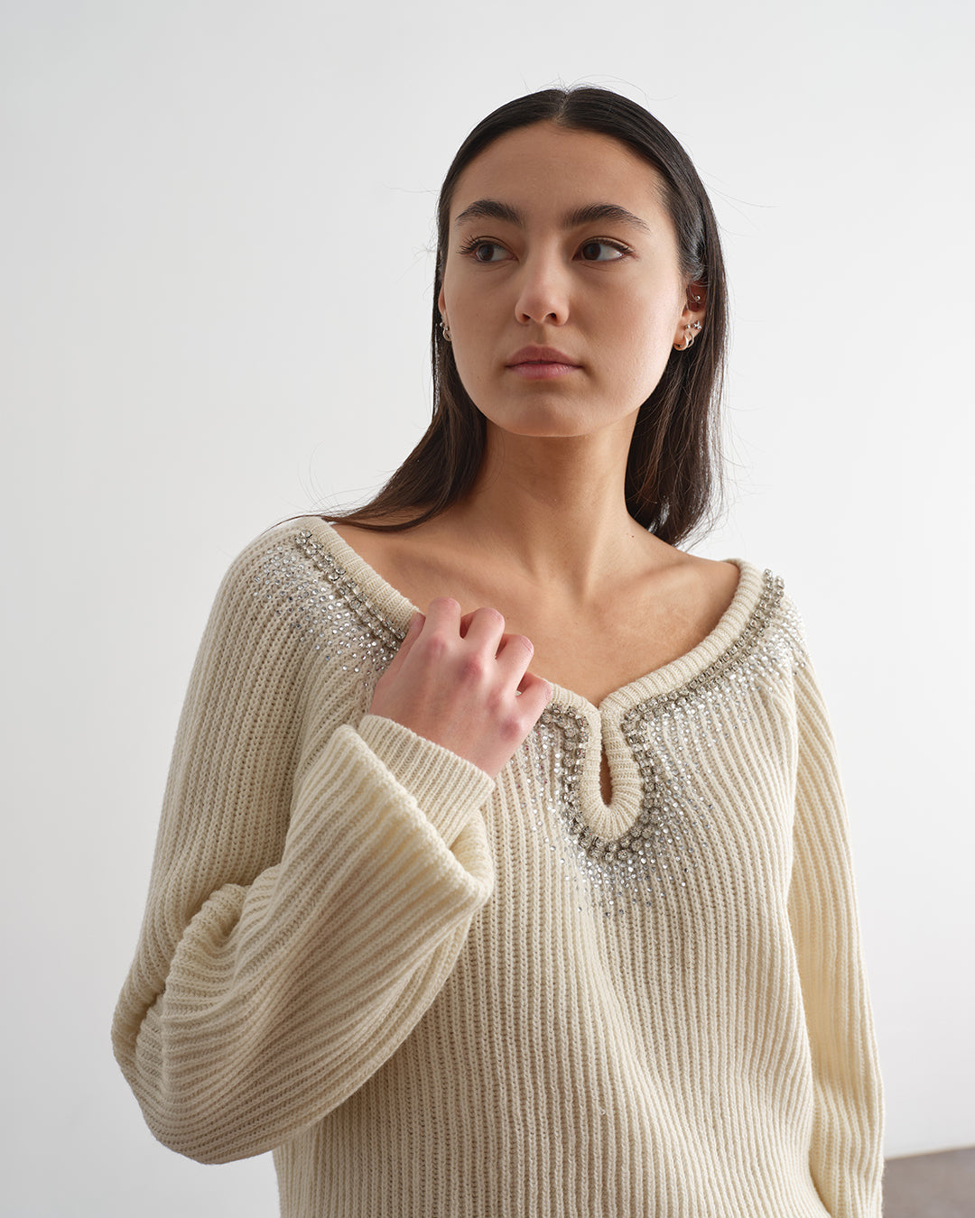 Cardigan crossed with jewel application (copy)